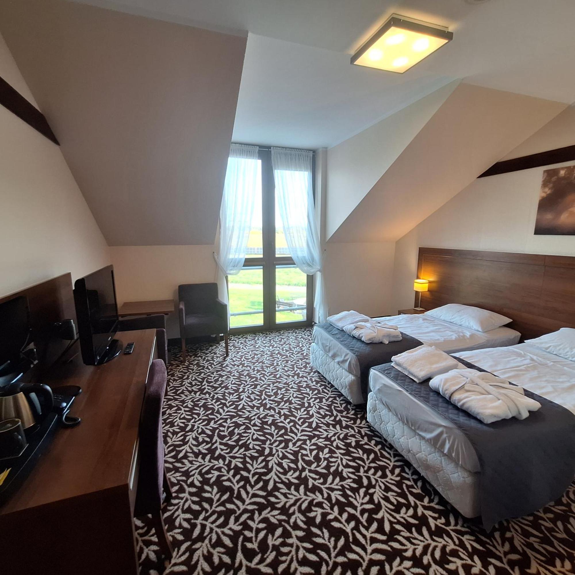 Hotel I Aquapark Olender Torun Bagian luar foto