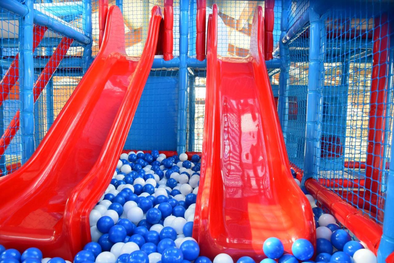 Hotel I Aquapark Olender Torun Bagian luar foto