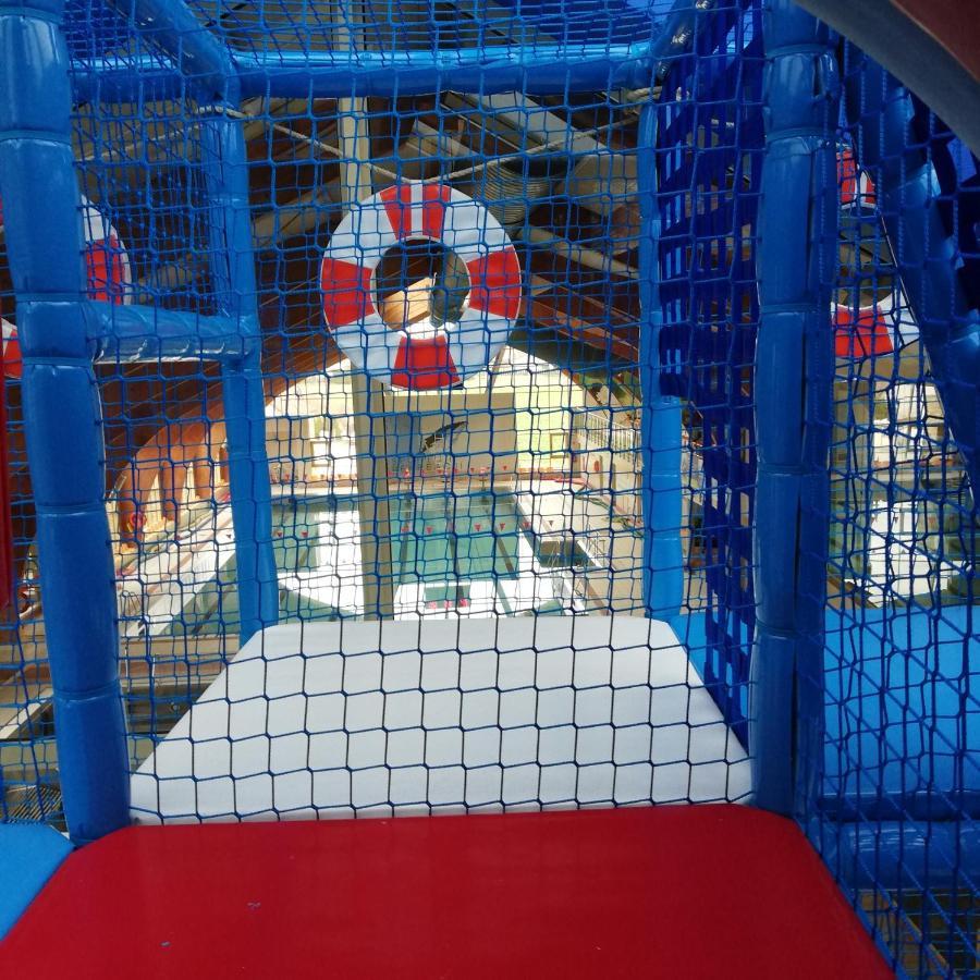 Hotel I Aquapark Olender Torun Bagian luar foto